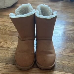 Nautica Tan Shearling-Lined Boots
